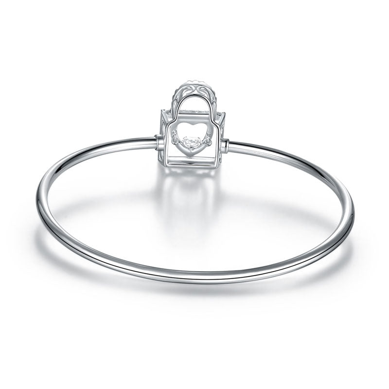 Pulsera con candado de corazón y piedra danzante