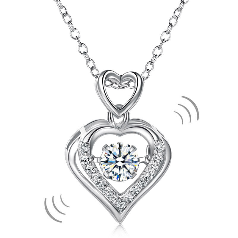 Collar con colgante de piedra danzante de corazones