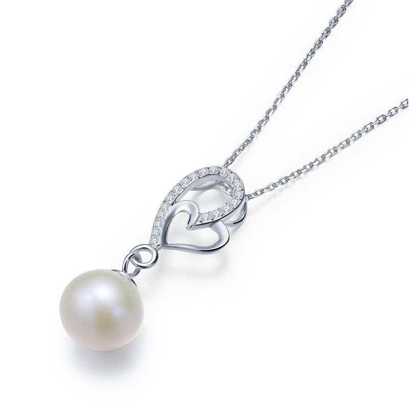 Collier avec pendentif en forme de cœur et perles d'eau douce en argent sterling