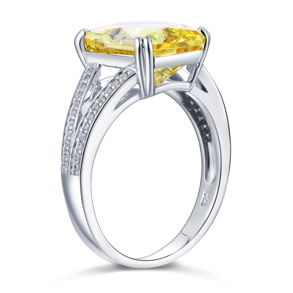 Anillo de 6 quilates con diamante amarillo simulado de corte radiante y cuerpo dividido en plata de ley