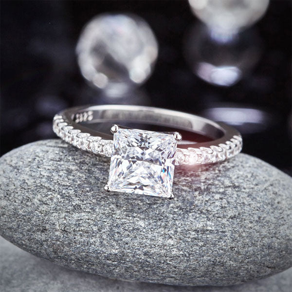 1.5 CT. Princess Cut Simulated Diamond Engagement Ring in Sterling Silver