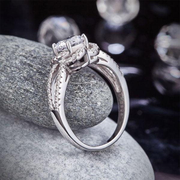 1 CT. Round Brilliant Cut Simulated Diamond Floral Halo Ring in Sterling Silver