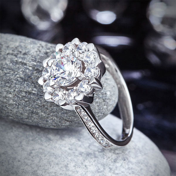 1 CT. Round Brilliant Cut Simulated Diamond Snowflake Halo Ring in Sterling Silver