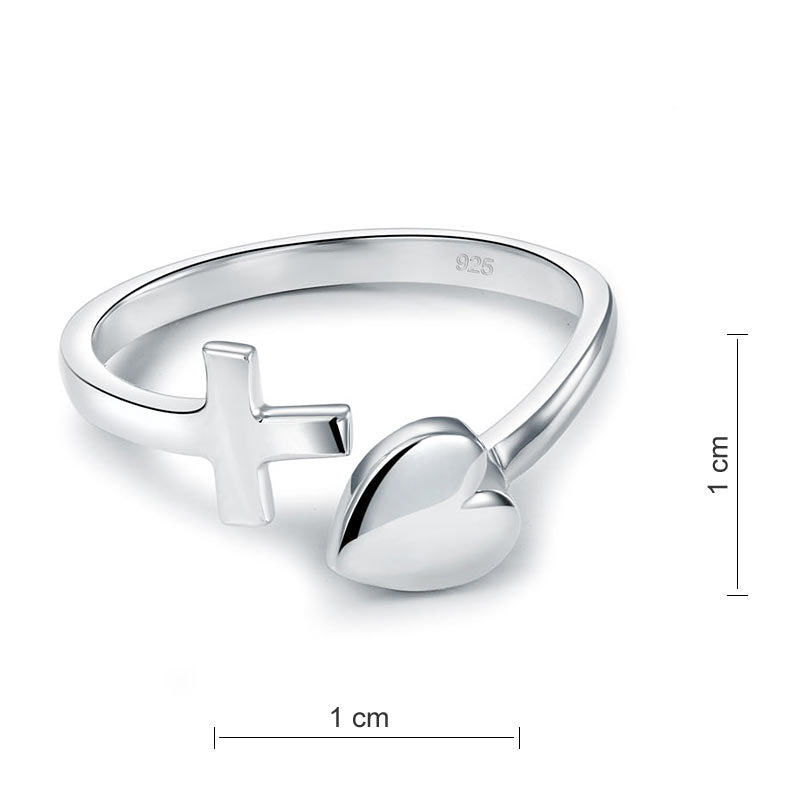 Anillo de corazón y cruz en plata de ley