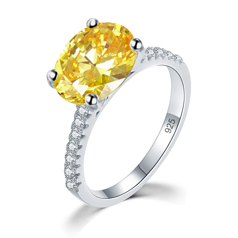 Anillo de plata de ley con diamante amarillo simulado de talla ovalada de 4 quilates