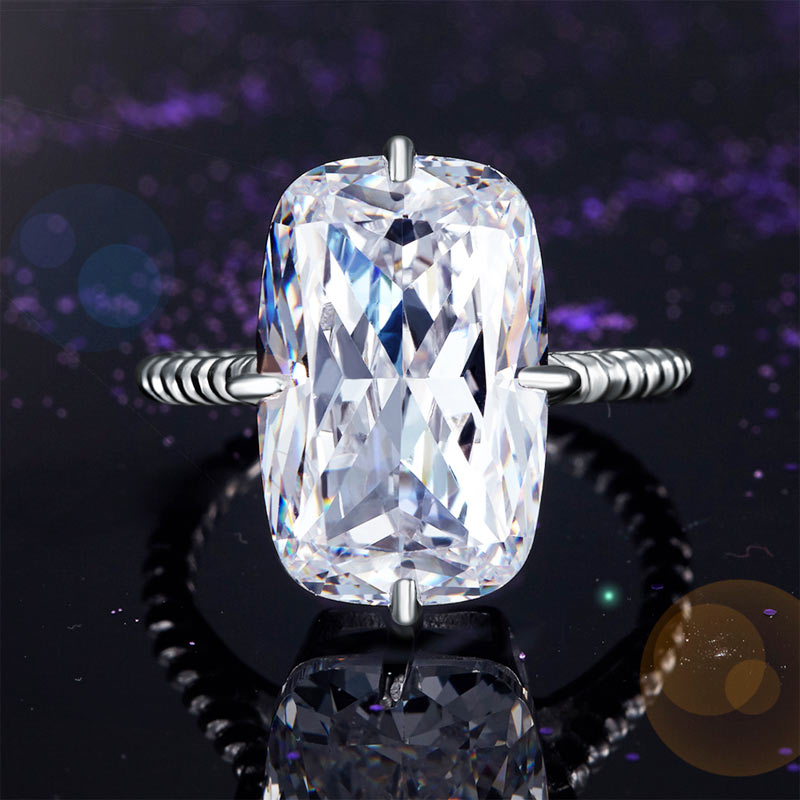 Bague solitaire en argent sterling avec diamant synthétique taille coussin de 8,5 carats