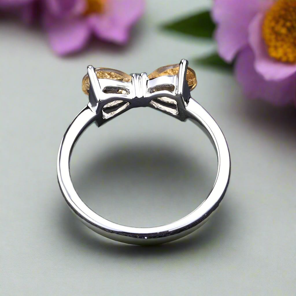 Anillo GRACE de dos piedras preciosas naturales con lazo de corazón en plata de ley