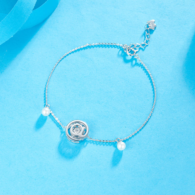 0.1 CT. Moissanite Diamond Dancing Stone with Freshwater Pearls @ Bracelet