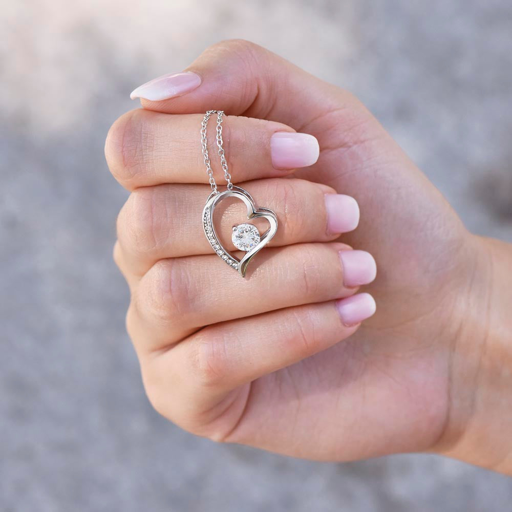 My Beautiful Aunt Forever Love Necklace with Message Card