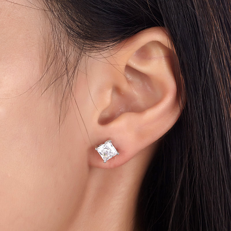 1 CT. Princess Cut Simulated Diamond Stud Earrings in Sterling Silver