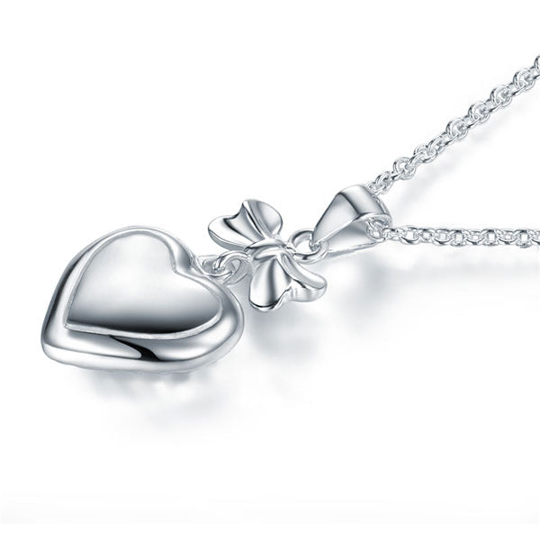 Collar con colgante de corazón de cinta en plata de ley para niñas