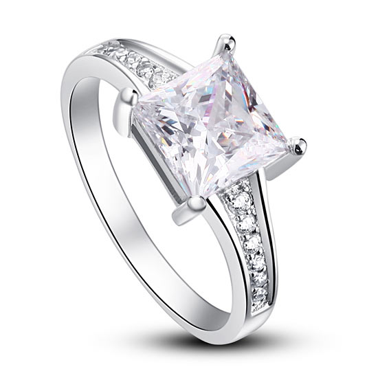 1.5 CT. Princess Cut Simulated Diamond Ring in Sterling Silver