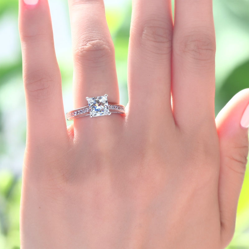 1.5 CT. Princess Cut Simulated Diamond Engagement Ring in Sterling Silver