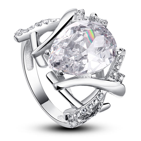 Bague en argent sterling avec diamant simulé taille poire de 4 carats