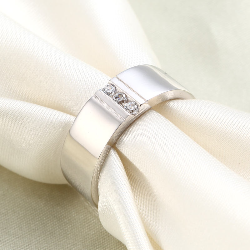 Alliance en argent sterling pour homme avec diamants synthétiques sertis en canal