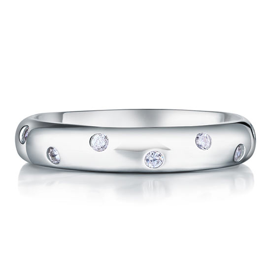 Alliance multi-pierres en argent sterling avec diamants synthétiques de 4 mm