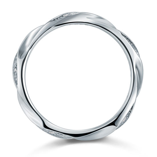 Anillo Eternity Twist con diamantes simulados en plata de ley