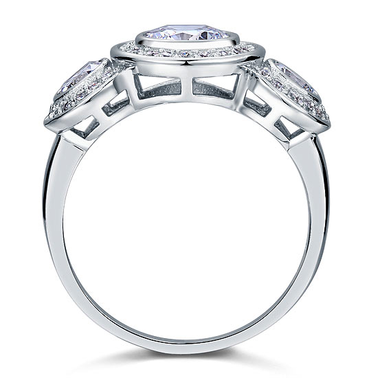 Anillo de halo de diamantes simulados de tres piedras de 2,5 quilates en plata de ley