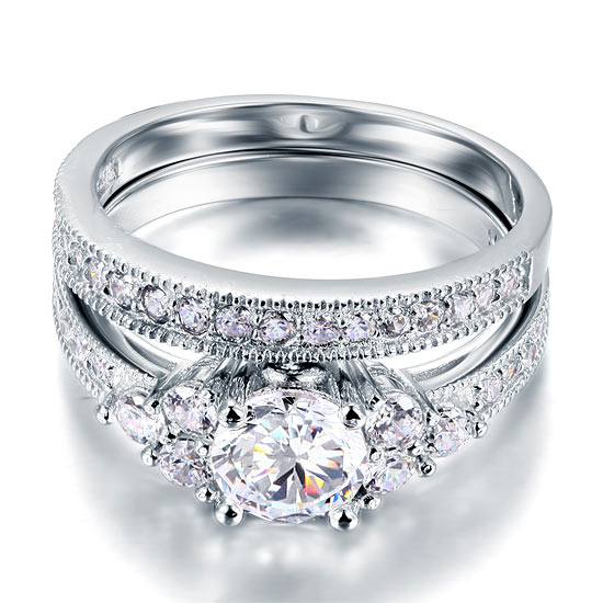 1 CT. Round Simulated Diamond Milgrain Bridal Set in Sterling Silver