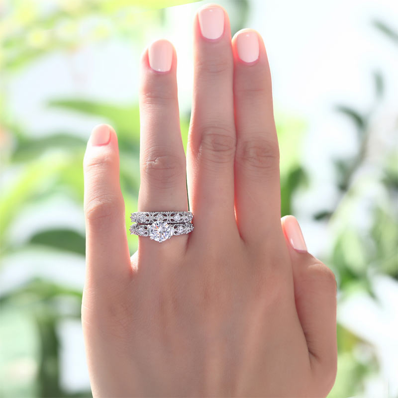 1.25 CT. Vintage Style Simulated Diamond Bridal Set in Sterling Silver