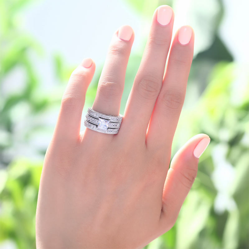 1 CT. Princess Cut Simulated Diamond Milgrain Bridal Set in Sterling Silver