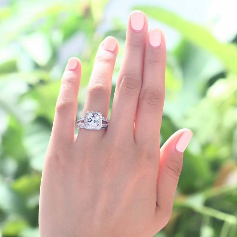 1.5 CT. Princess Cut Simulated Diamond Halo Double Shank Vintage Ring in Sterling Silver