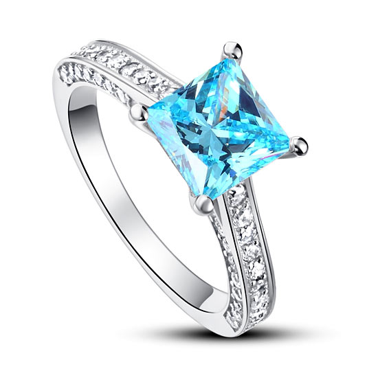 1.5 CT. Princess Cut Aqua Blue Simulated Diamond Engagement Ring in Sterling Silver