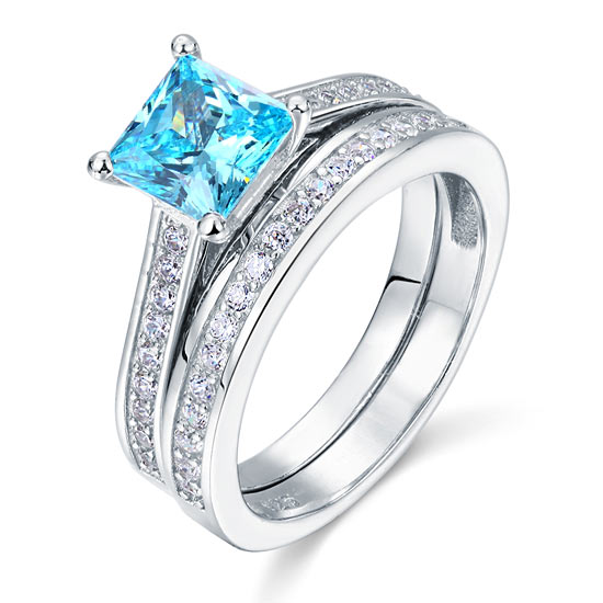 1.5 CT. Princess Cut Aqua Blue Simulated Diamond Bridal Set in Sterling Silver