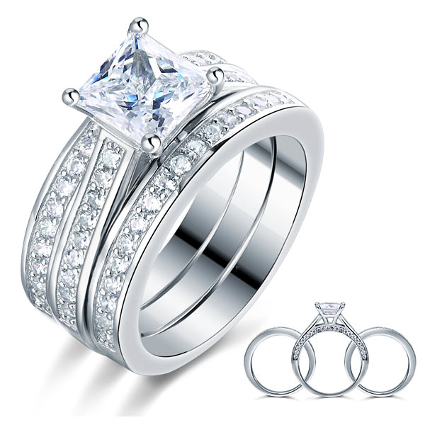 1.5 CT. Princess Cut Simulated Diamond 3-Piece Bridal Set in Sterling Silver