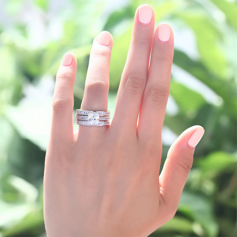1.5 CT. Princess Cut Simulated Diamond 3-Piece Bridal Set in Sterling Silver
