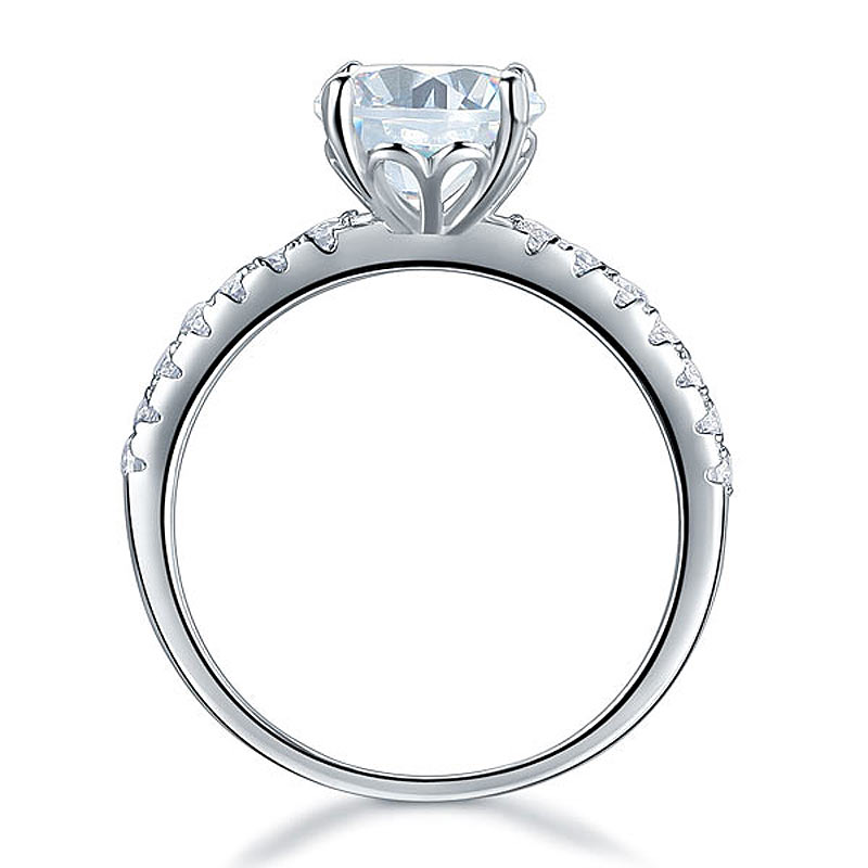Bague en argent sterling avec diamants synthétiques ronds de 2 carats