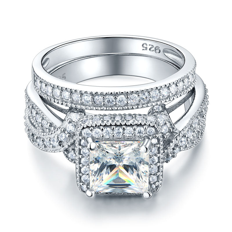 1.5 CT Princess Cut Simulated Diamond Milgrain Split Shank Bridal Set in Sterling Silver
