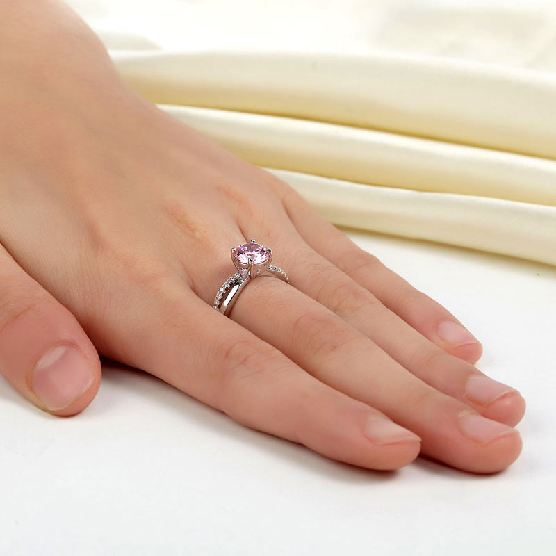1.25 CT. Round Brilliant Cut Pink Simulated Diamond Entwined Ring in Sterling Silver