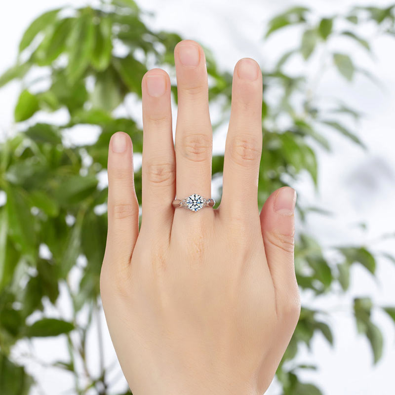 1.25 CT. Round Brilliant Cut Simulated Diamond Flower Ring in Sterling Silver