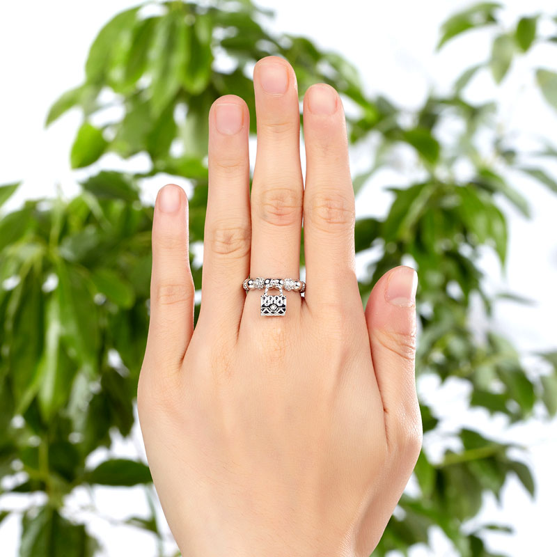 Bague pendante en argent sterling avec perles en diamant simulé