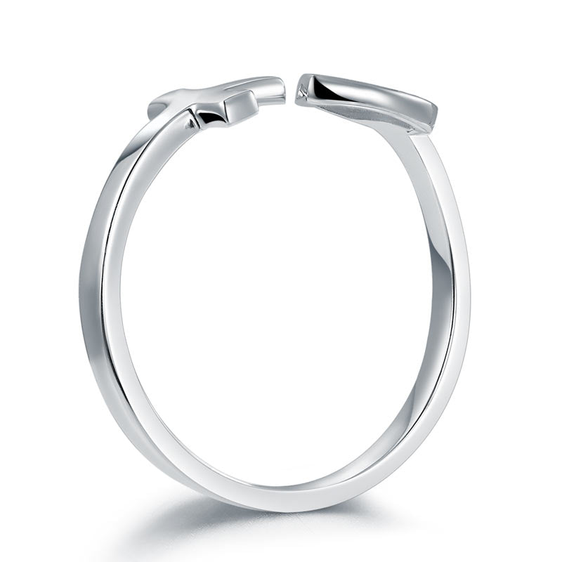 Anillo de corazón y cruz en plata de ley