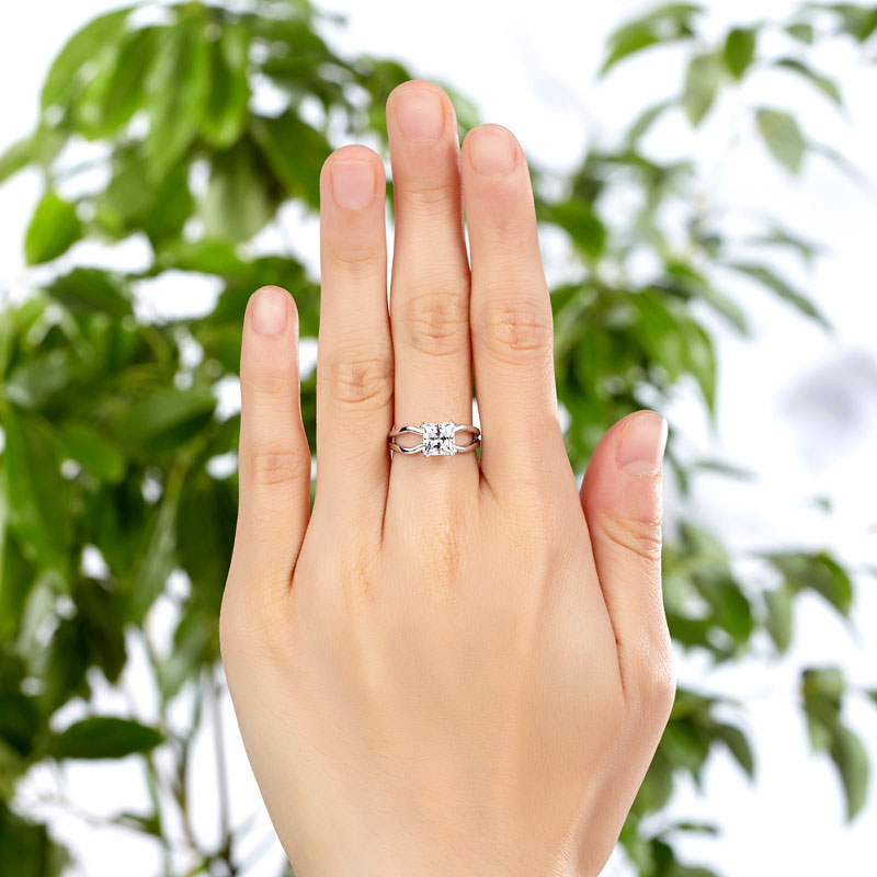 1 CT. Princess Cut Simulated Diamond Double Shank Ring in Sterling Silver