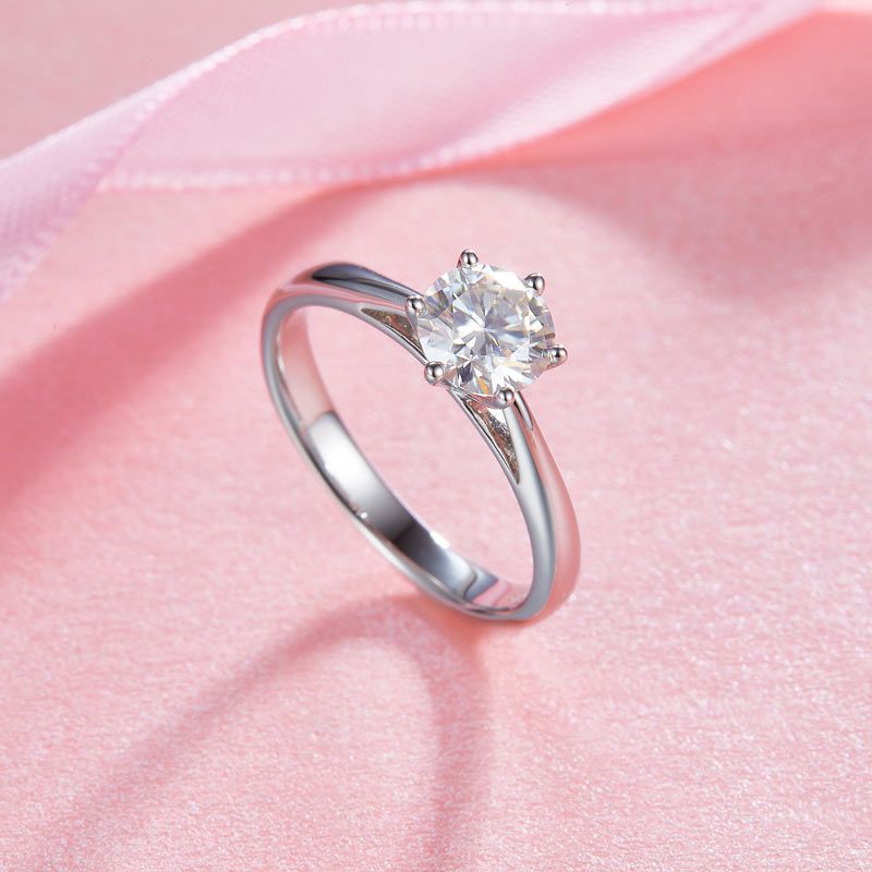 1 CT. Round Moissanite Diamond Solitaire Engagement Ring in Sterling Silver