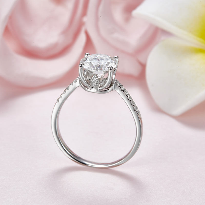 Bague de fiançailles en argent sterling avec diamants et moissanite ronde de 2 carats