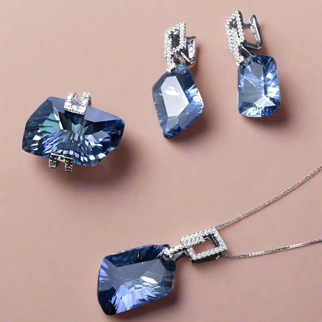 Conjunto de joyas de cuarzo místico irregular GRACE en plata de ley
