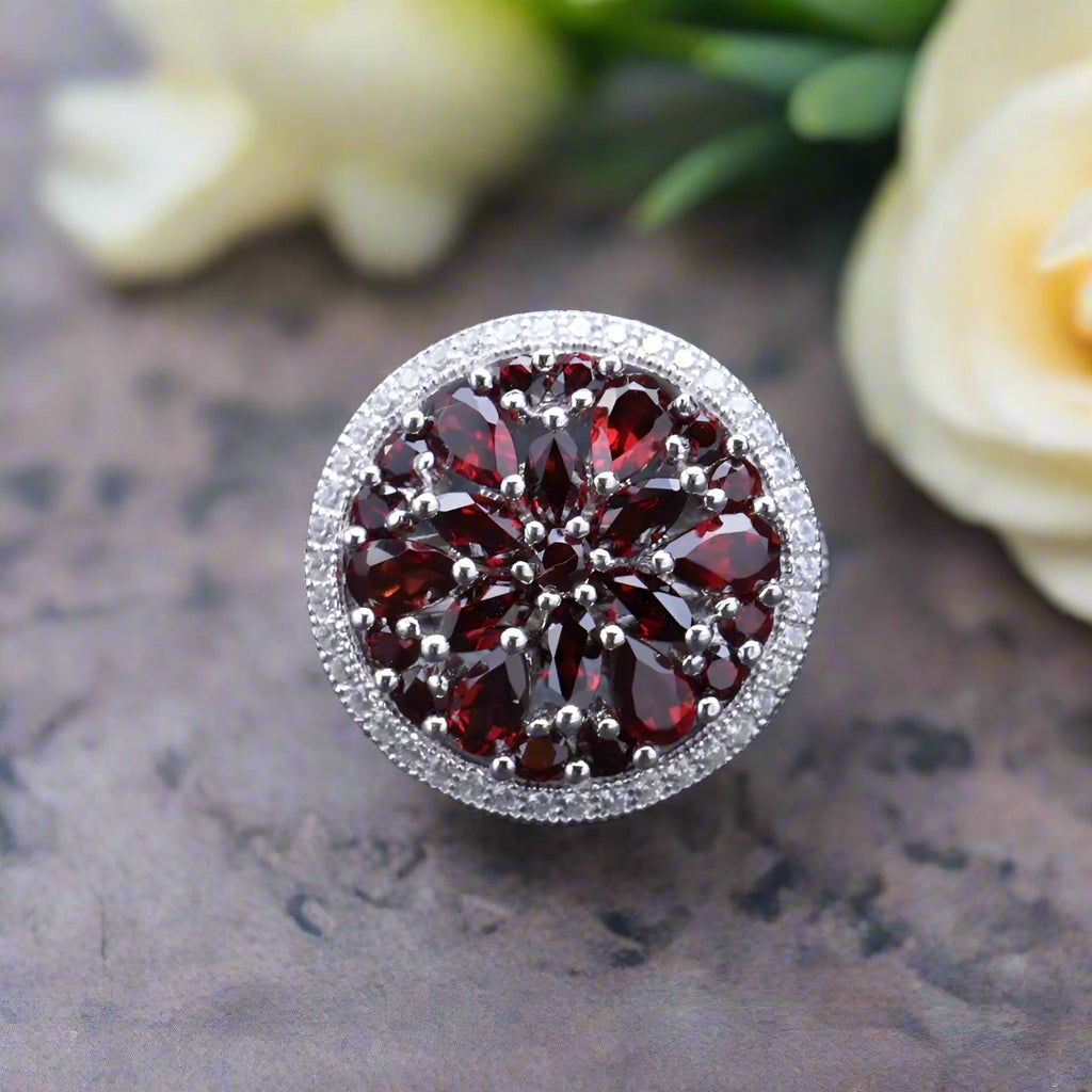 Conjunto de pendientes y anillos con granate rojo GRACE en plata de ley