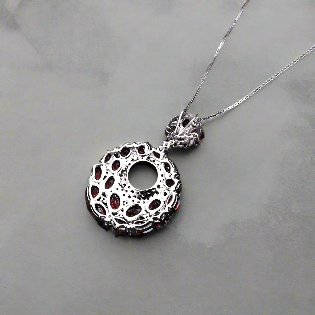 Collier pendentif rond vintage GRACE en argent sterling avec grenat