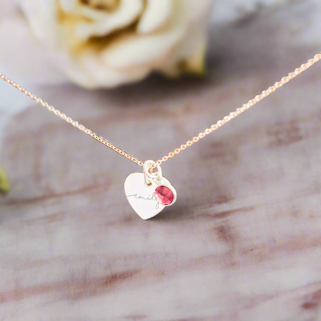 Collier avec pendentif en forme de cœur et pierre de naissance personnalisée en acier inoxydable