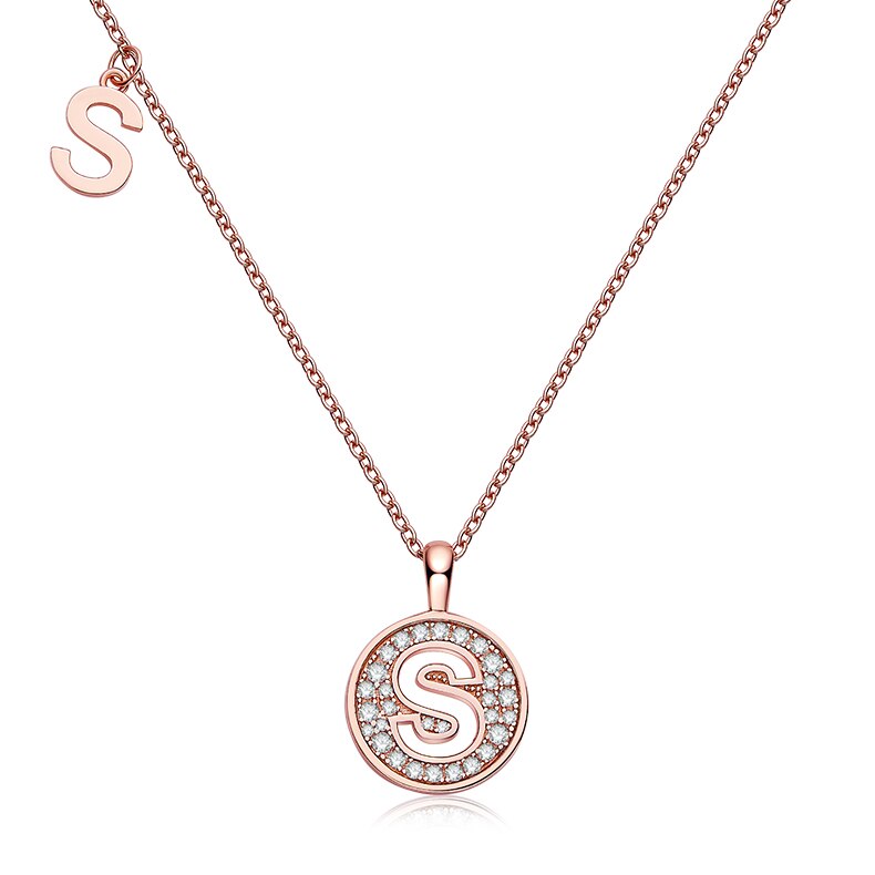 Collier avec initiales pavées de moissanite en argent plaqué or rose