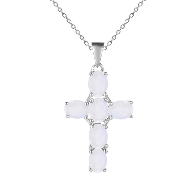 Collar con colgante de cruz de piedra lunar ovalada GRACE en plata de ley