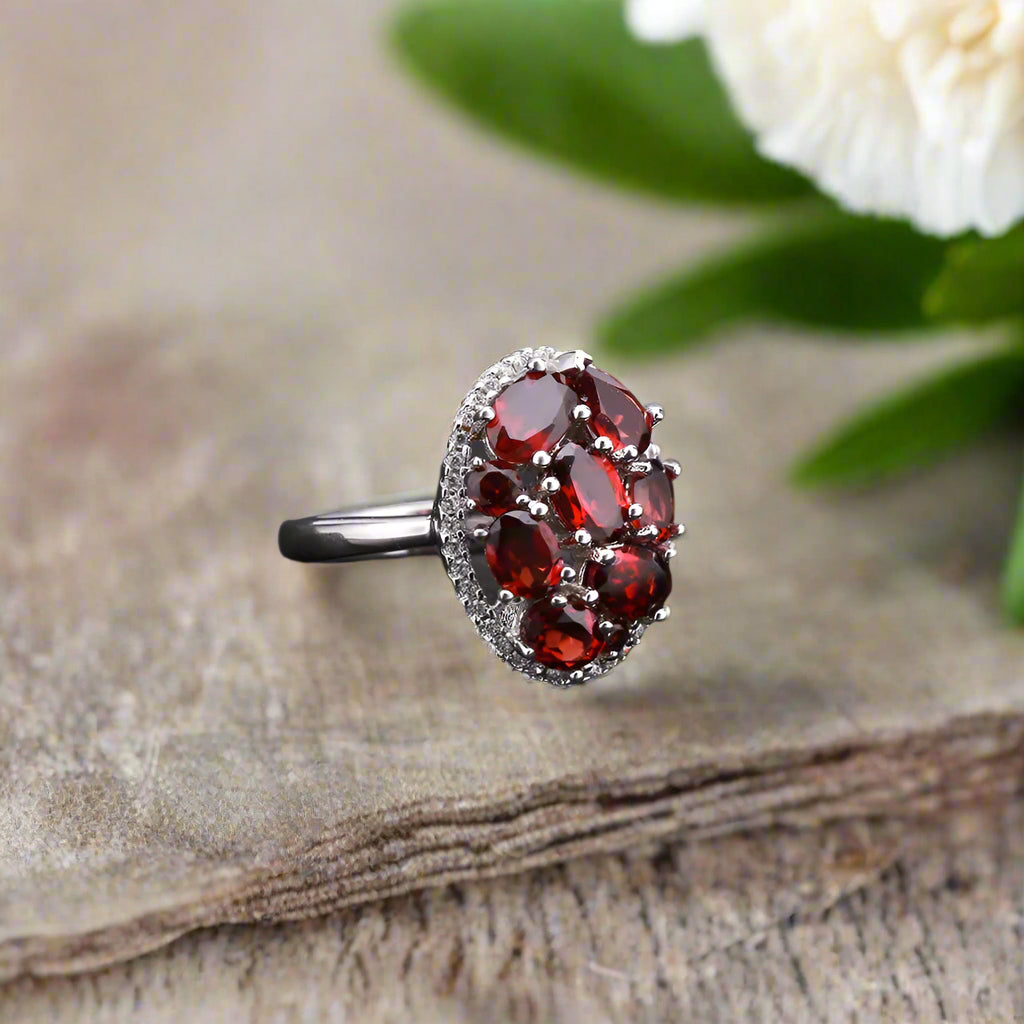 Bague cocktail ovale GRACE en argent sterling et grenat rouge