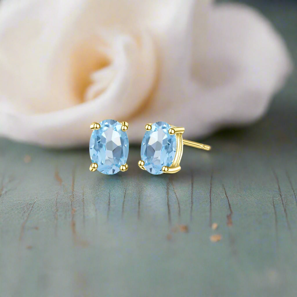 December ✦ Blue Topaz