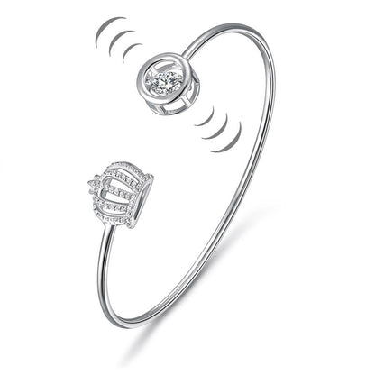 Brazalete de plata de ley con piedra danzante y corona