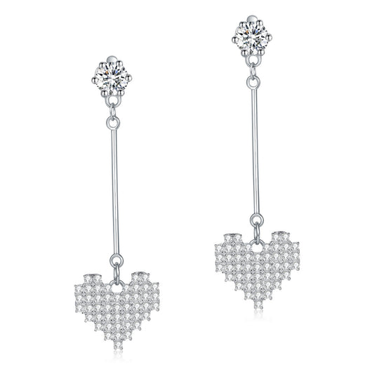 Pendientes colgantes de diamantes simulados en forma de corazón en plata de ley 