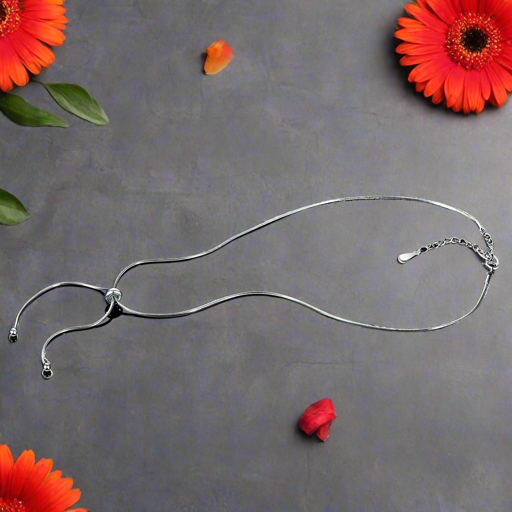 Collar de lazo de bola ajustable en plata de ley